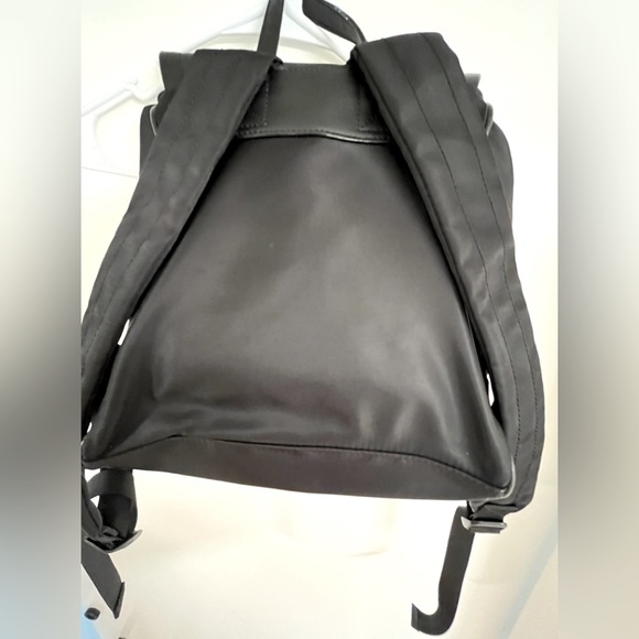 Tutilo New York Black Nylon Backpack for, Work, School or Diaper Bag - Picture 3 of 13